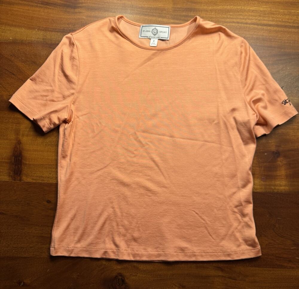 St. John Sport Women’s Coral Short Sleeve Stretch Embroidered T Shirt Sz P